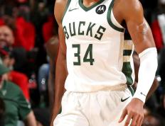 28quan-字母哥连续十五场比赛得分超过重要助攻，利物浦不断突破！比赛高潮迭起的简单介绍