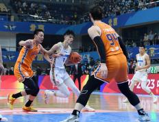 28quan-Ning在加拿大队比赛中关键助攻，出色防守引发热议！的简单介绍