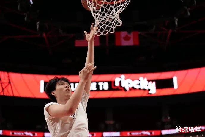 28圈-关键时刻体能课后；华盛顿奇才门线救险备战德国杯；悬念犹存；轮换策略成焦点(凯特楚极限带队零战损战胜高我200分的选手)